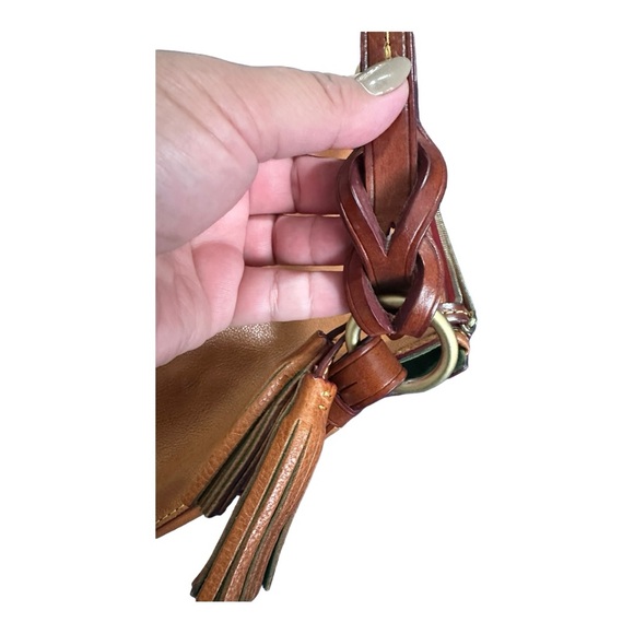 Florentine Twist Strap Hobo - Picture 4 of 11